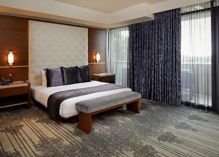 Legacy Resort Hotel & Spa