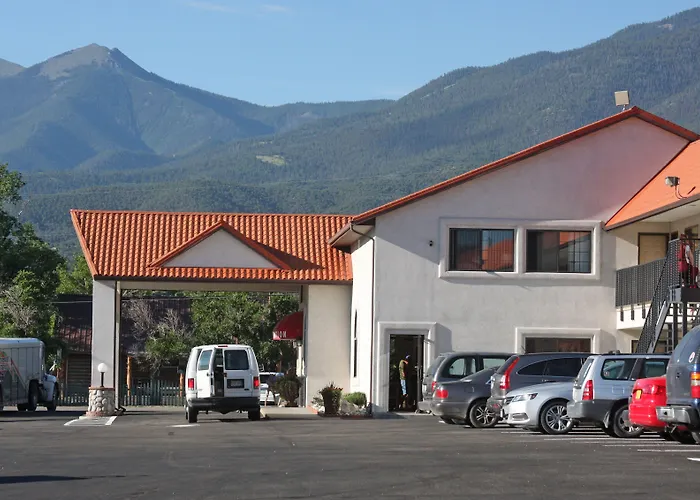 Gateway Inn And Suites