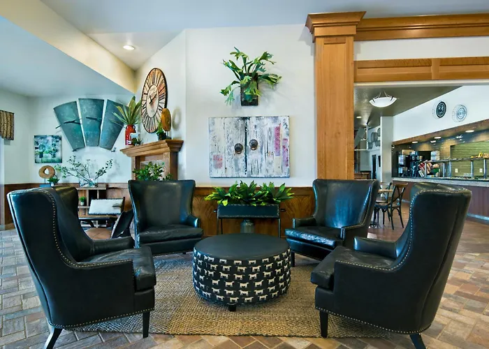 Oxford Suites Hermiston