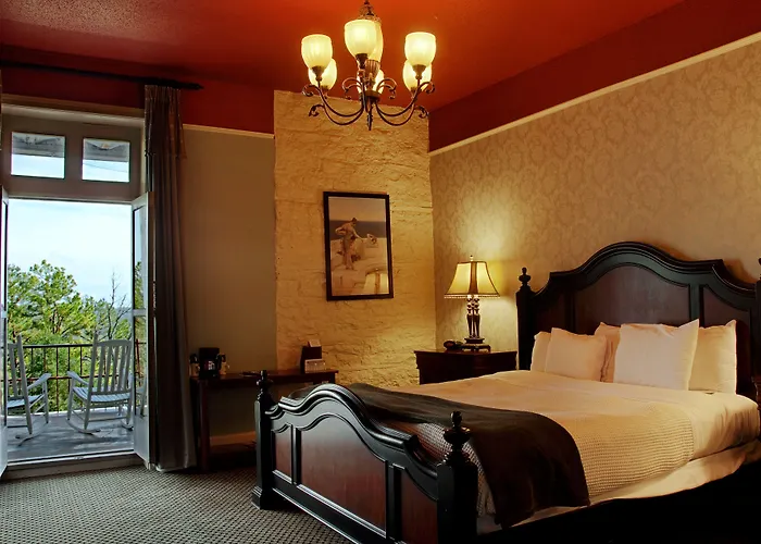 1886 Crescent Hotel And Spa Eureka Springs