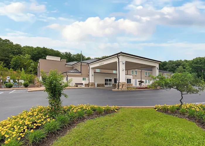 Holiday Inn Express Hurricane Mills Waverly By Ihg