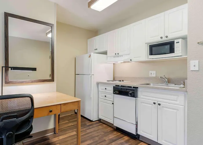 Extended Stay America Suites - Pleasanton - Chabot Dr