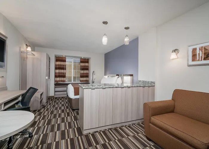 Microtel Inn & Suites By Wyndham Rochester North Mayo Clinic