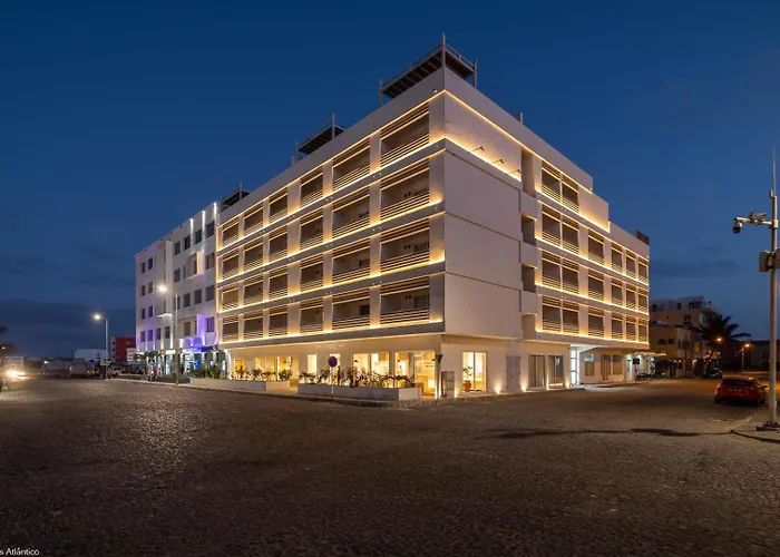 Oasis White Hotel