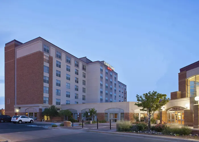 Courtyard By Marriott Pueblo