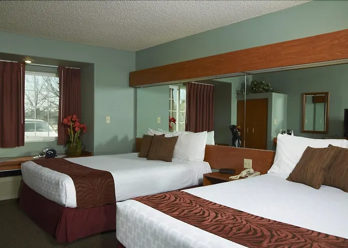 Monument Inn&Suites
