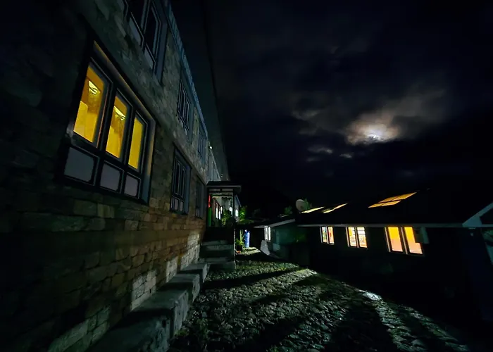 Mountain View Lodge - 1 Minute From Lukla Airport