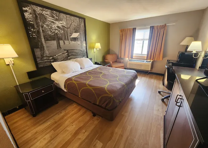 Super 8 By Wyndham West Memphis