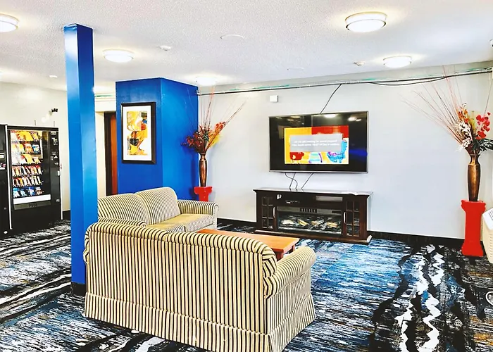 Coratel Inn & Suites By Jasper Northfield