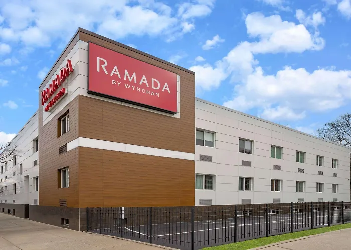 Ramada By Wyndham Bronx