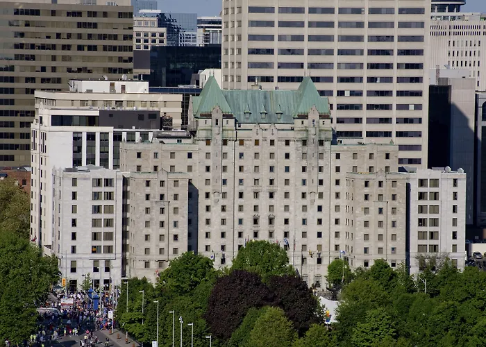 Lord Elgin Hotel