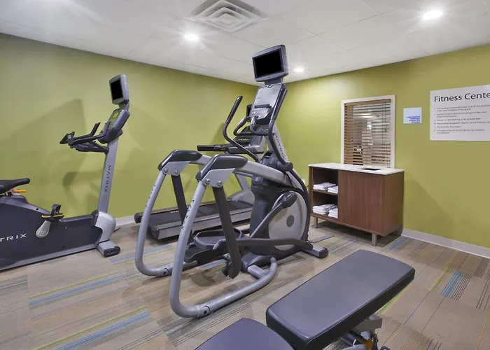 Holiday Inn Express Tiffin By Ihg