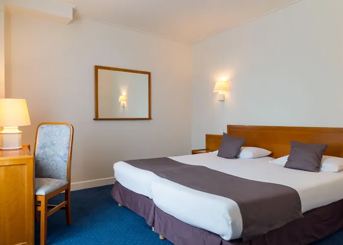 The Originals City, Hôtel Frisia, Beaulieu-sur-Mer (Inter-Hotel)