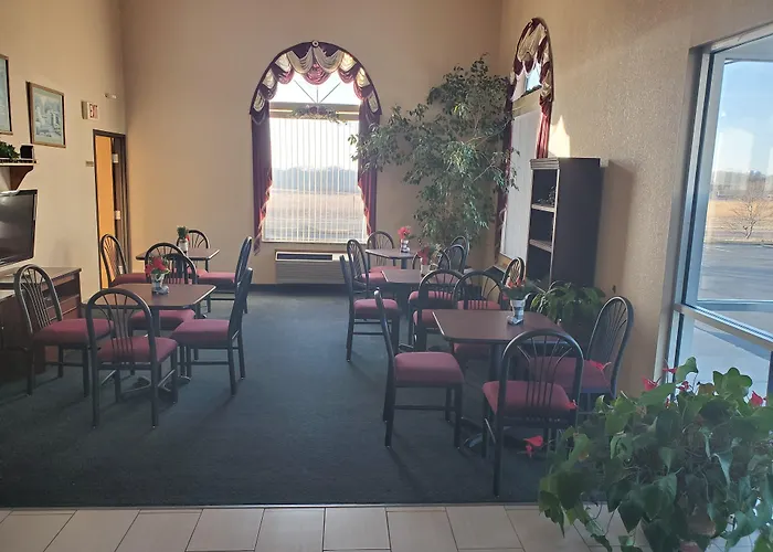 Super 7 Inn Tecumseh