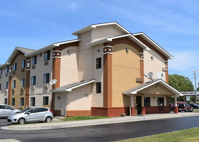 Super 8 By Wyndham Newport News/Jefferson Ave.