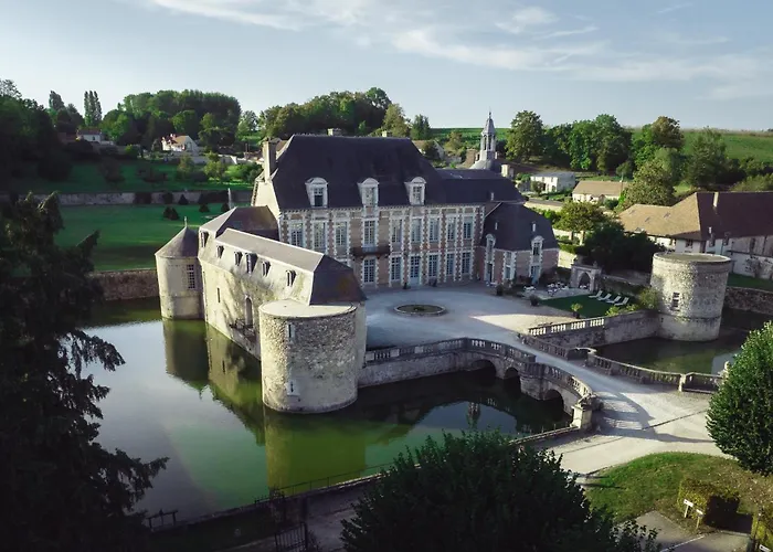 Le Château D'Etoges - Les Collectionneurs
