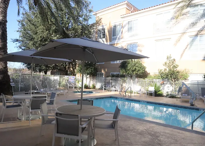 Hilton Garden Inn Calabasas