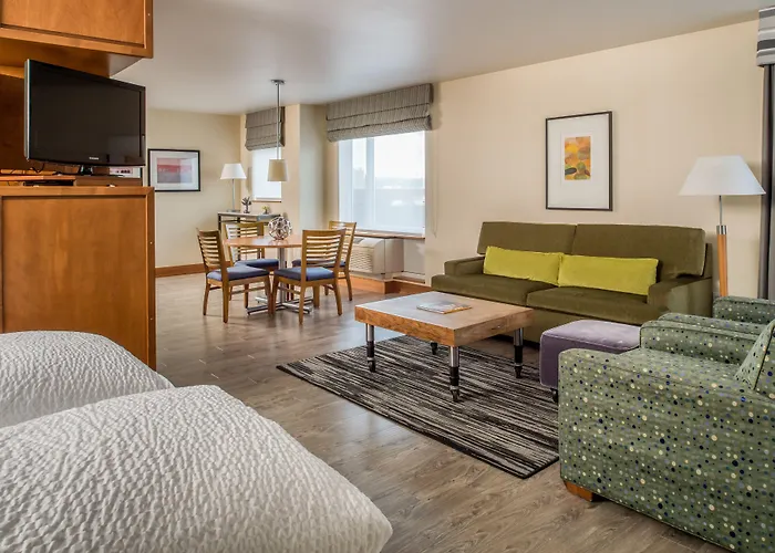 Staypineapple, Watertown Hotel, University District Seattle