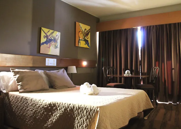 Hotel Meia Lua