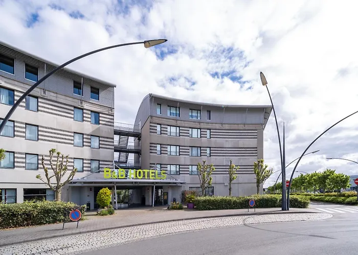 B&B HOTEL Calais Terminal Cité Europe 4 étoiles