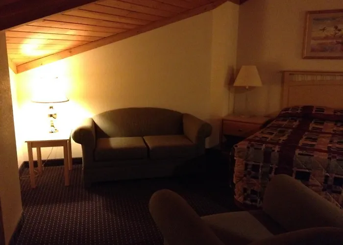 Ameristay Inn & Suites