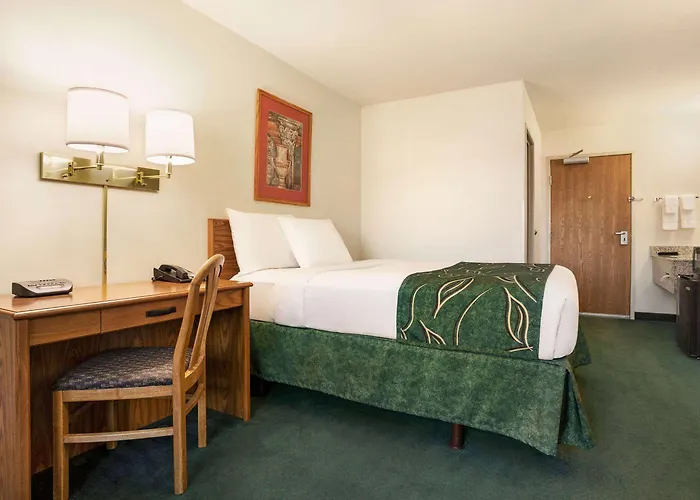 Travelodge By Wyndham Morrill