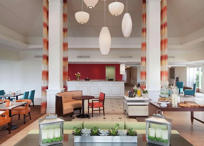 Hilton Garden Inn Montreal Airport