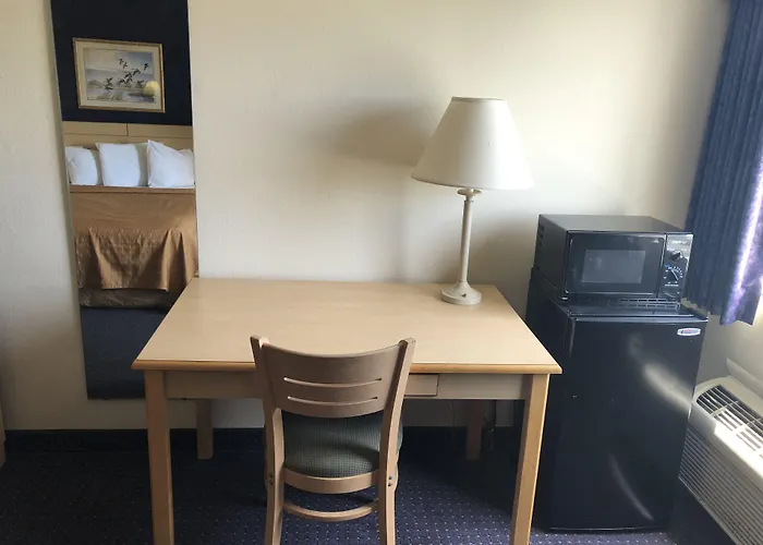 Days Inn By Wyndham Batavia Ohio