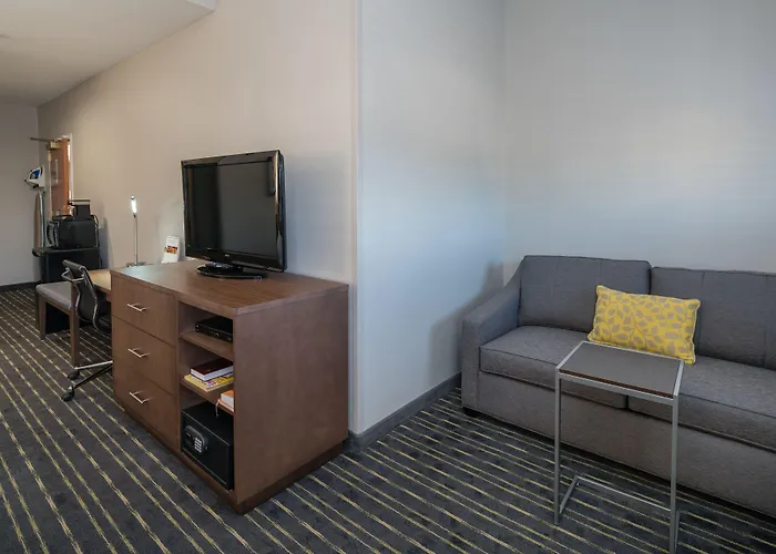 Hotel Aura Sfo Airport Free Shuttle