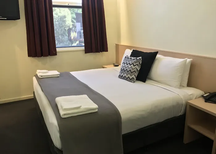 Miami Hotel Melbourne