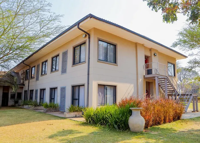 Greenwood Manor Hotel