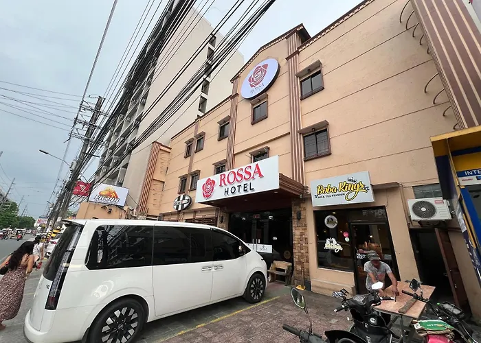 Rossa Hotel Clark Near Airport