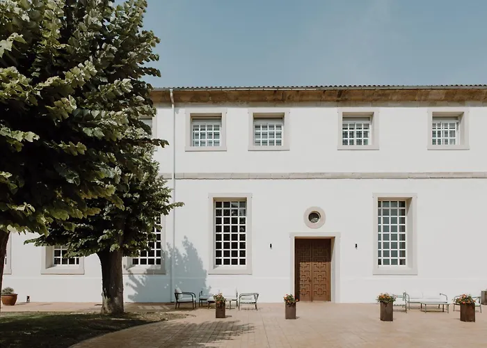Hotel Convento De Miranda