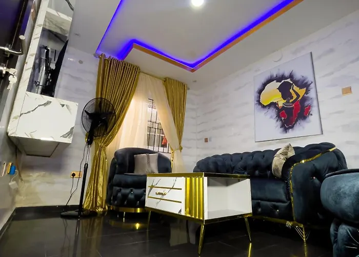 Devhak Hotel And Suites