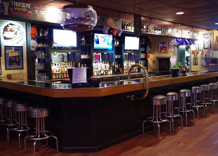 Shiretown Inn & Suites