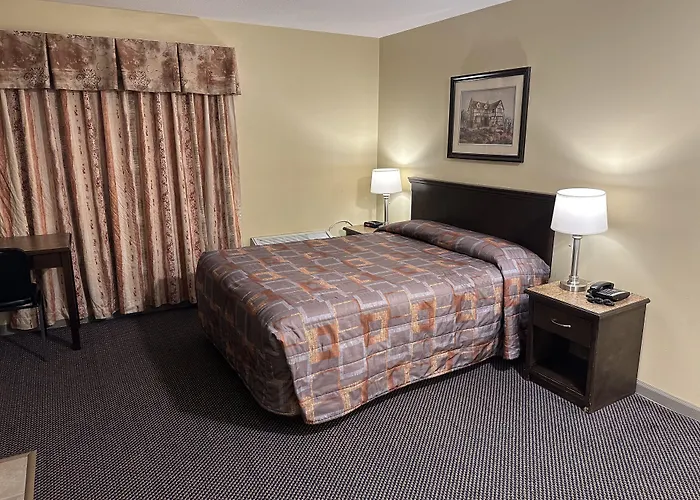 Canadian Inn