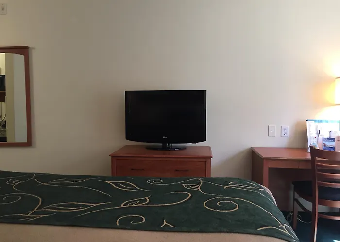 Travelodge By Wyndham Dunsmuir