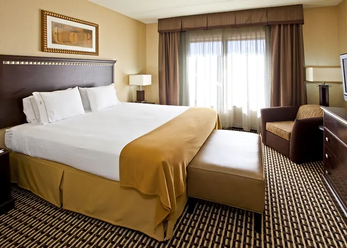 Holiday Inn Express & Suites Seymour