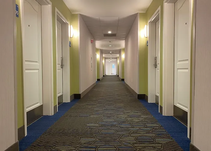 Holiday Inn Express & Suites Beaumont - Oak Valley By Ihg