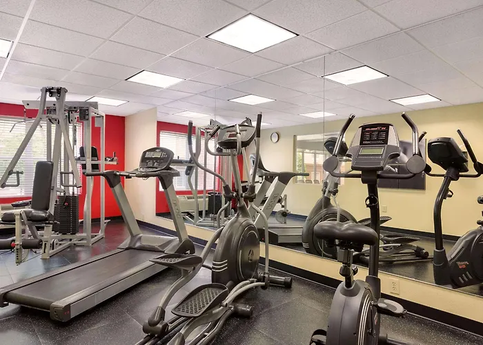 Country Inn & Suites By Radisson, Chester, Va