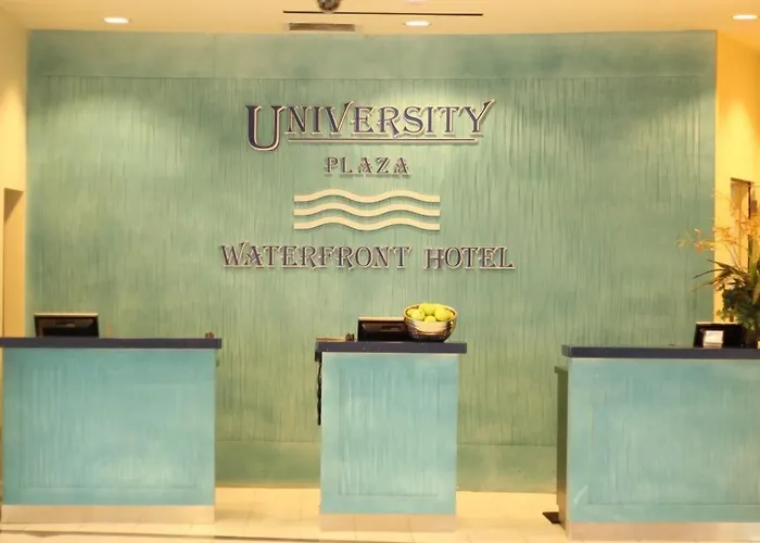 University Plaza Waterfront Hotel