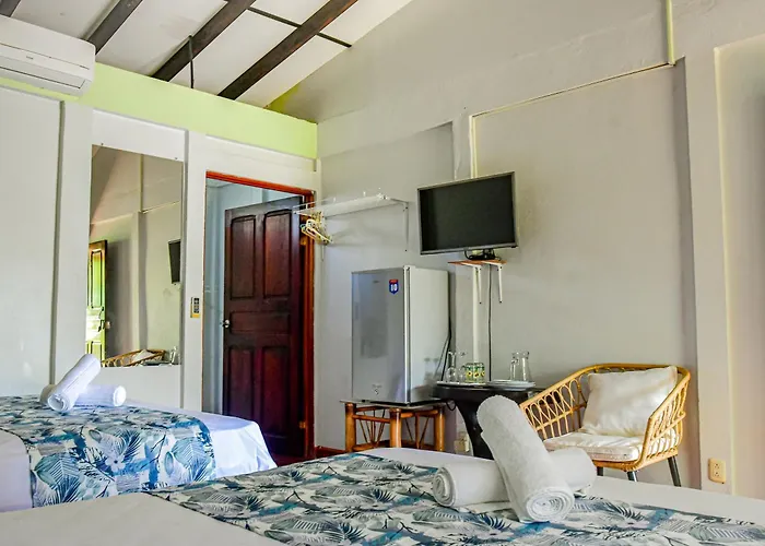 Cabinas Bahia Uvita - Marino Ballena National Park Lodge