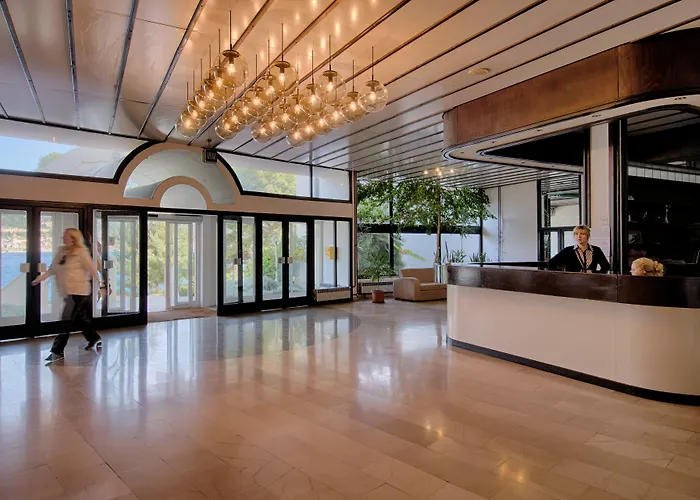 Hotel Issa