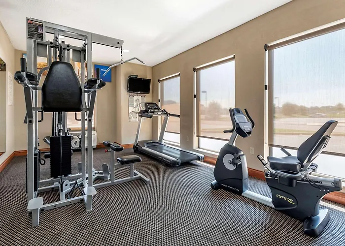 Comfort Inn & Suites Muncie Near University