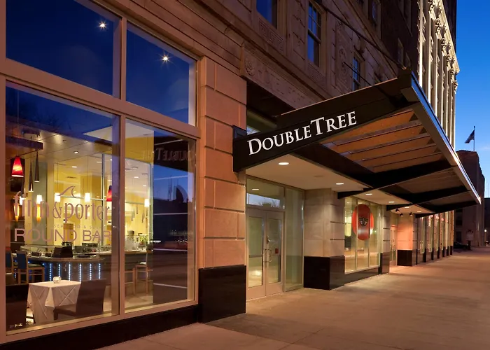 Doubletree Suites By Hilton Hotel Detroit Downtown - Fort Shelby