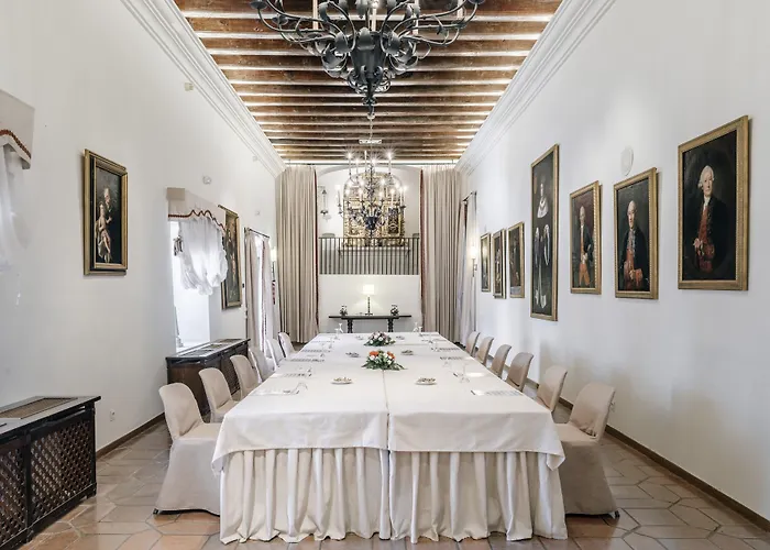 Parador De Zafra