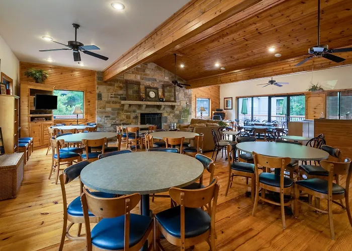 Los Lagos At Hot Springs Village A Ramada By Wyndham