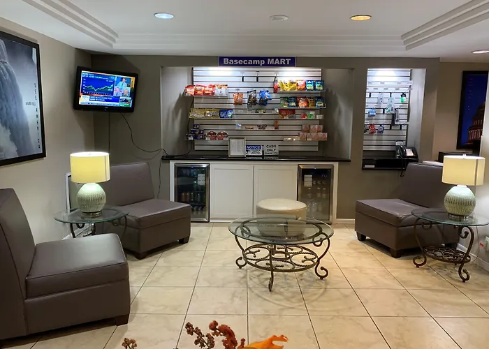 Travelodge Inn & Suites By Wyndham Albany