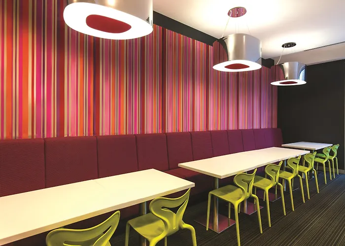 Travelodge Hotel Melbourne Docklands