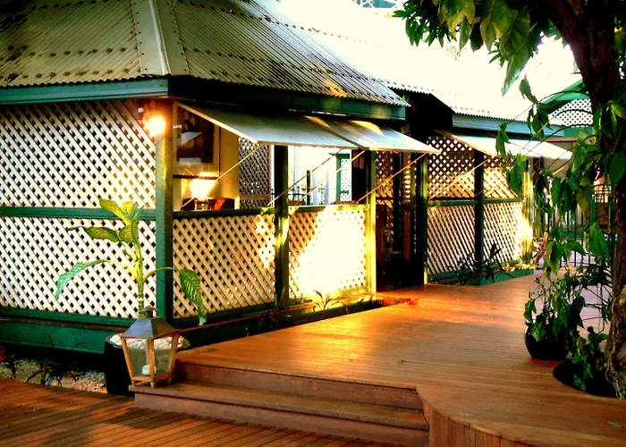 Pinctada McAlpine House